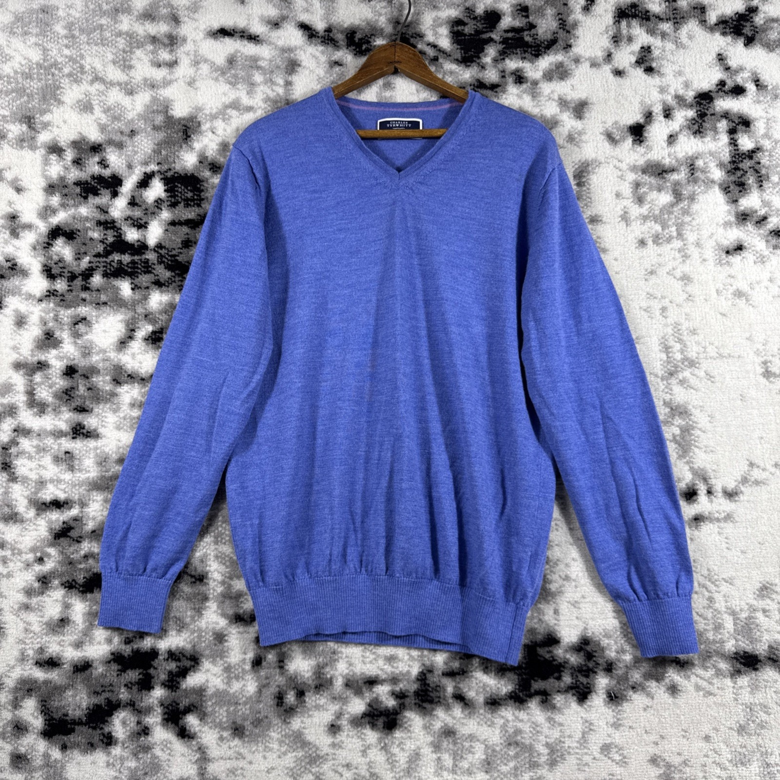 Charles Tyrwhitt Sweater Mens Medium Lightweight 100% Merino Blue V-Neck